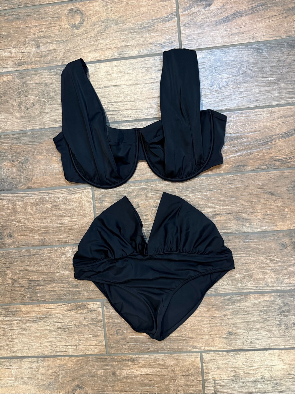 Venus Black Two-Piece Bikini Set